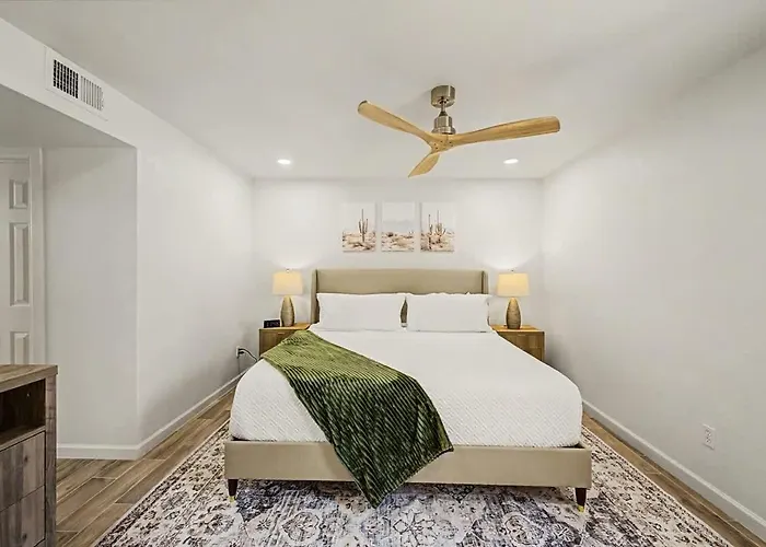 Haven Apartment *