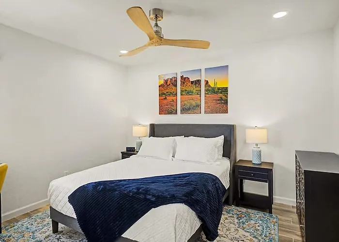 Haven Apartment *
